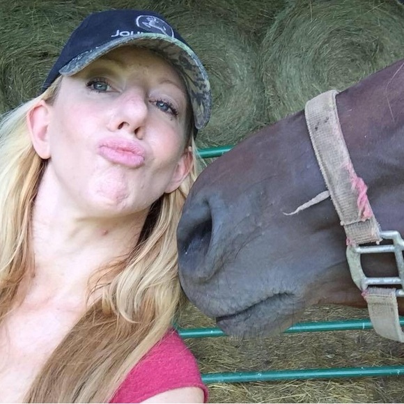 Hi! My name is Carrie! Canβt wait to meet you! ποΈβοΈποΈ - Picture 7 of 7